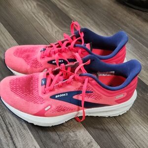 Brooks Running Shoes Pink Launch